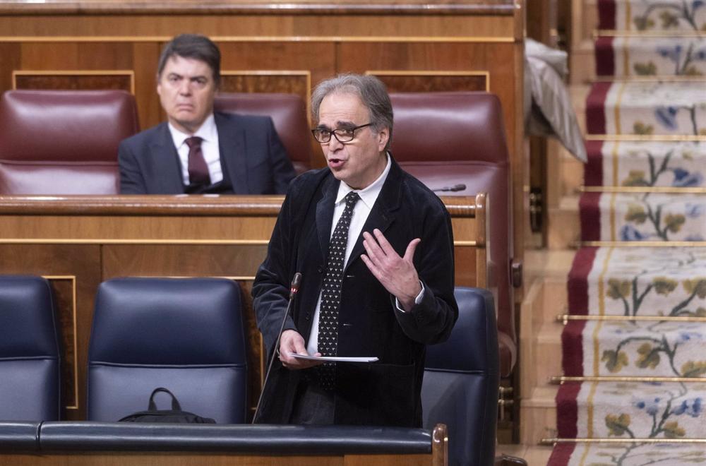 El ministro de Universidades, Joan Subirats, interviene durante una sesión plenaria en el Congreso de los Diputados, a 9 de marzo de 2023, en Madrid (España). El Pleno del Congreso ha reanudado hoy el debate y votación de las enmiendas introducidas por el El