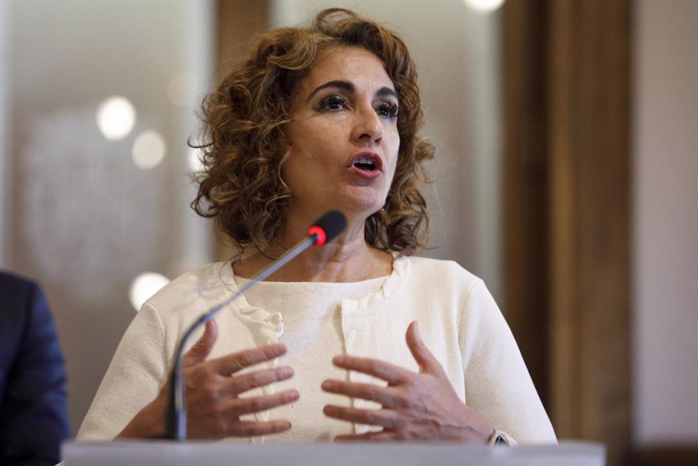 La ministra de Hacienda y Función Pública, María Jesús Montero La