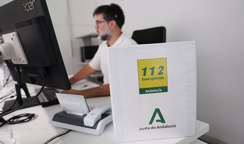 Archivo - Operador del servicio de Emergencias 112 Andalucía. (Foto de archivo). Archivo
