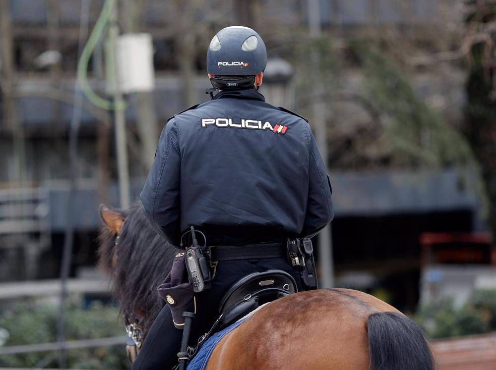 Archivo - Recursos de Policía Nacional, agente, agentes, policía, policías, caballería de la Policía Nacional, policía a caballo, policías a caballo Archivo