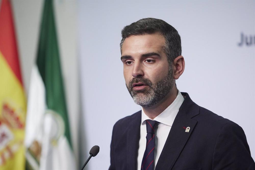 El consejero de Sostenibilidad, Medio Ambiente y Economía Azul de la Junta de Andalucía y portavoz del gobierno, Ramón Fernández-Pacheco El