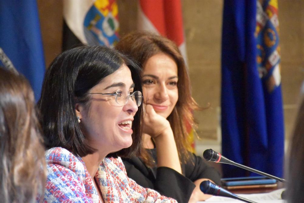 La ministra de Sanidad, Carolina Darias, y la secretaria de Estado de Sanidad, Silvia Calzón, en la reunión del Consejo Interterritorial del Sistema Nacional de Salud (CISNS). En Palma de Mallorca (España), a 17 de marzo de 2023. La