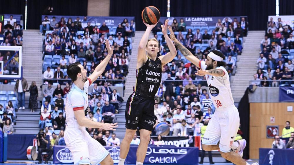 Monbus Obradoiro - Lenovo Tenerife Monbus