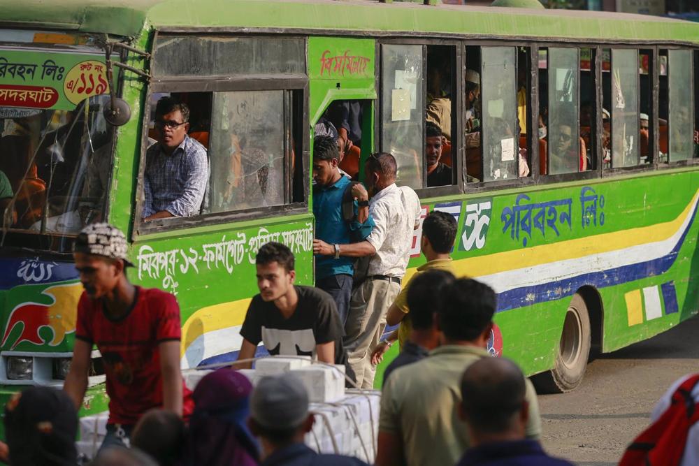 At least 17 killed in Bangladesh bus accident