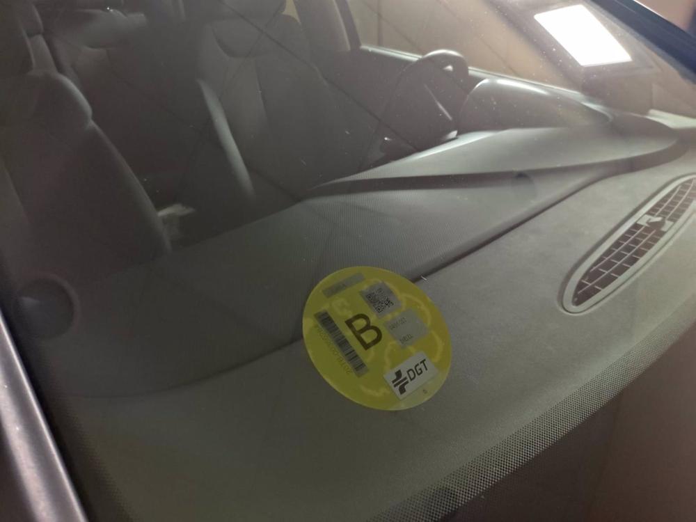 Archivo - Pegatina medioambiental. Archivo