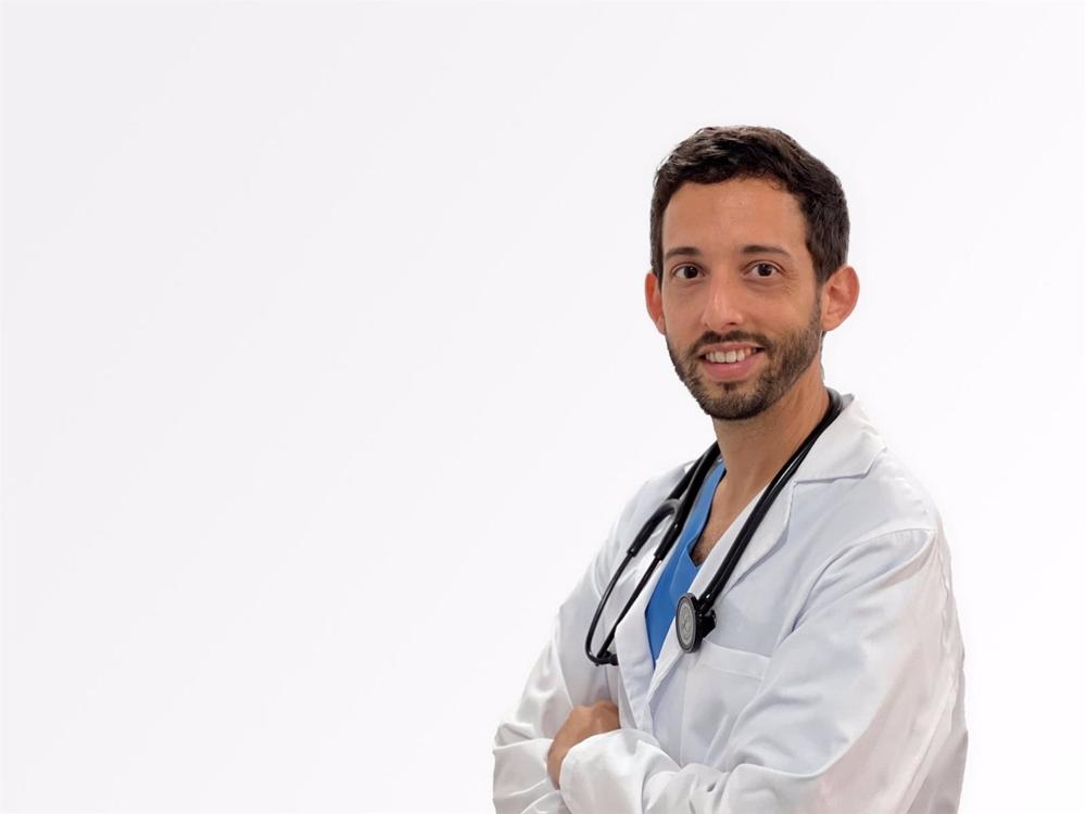 El doctor Javier Diaz, jefe de la Unidad de Oncología Médica de HM Santa Elena El