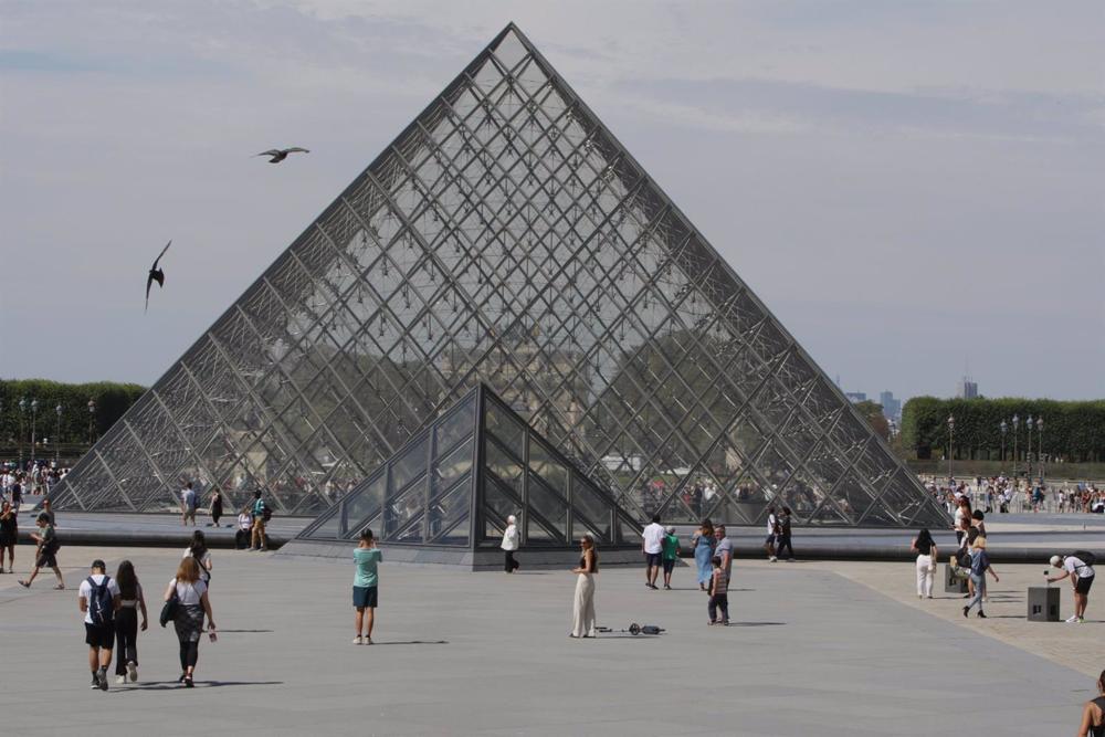 Union protests block access to the Louvre Museum in Paris, France