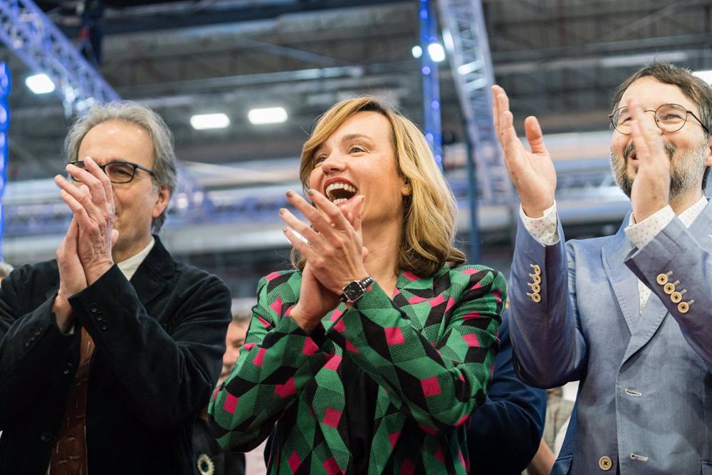 La ministra de Educación y Formación Profesional, Pilar Alegría (c), y el ministro de Universidades, Joan Subirats (i), La