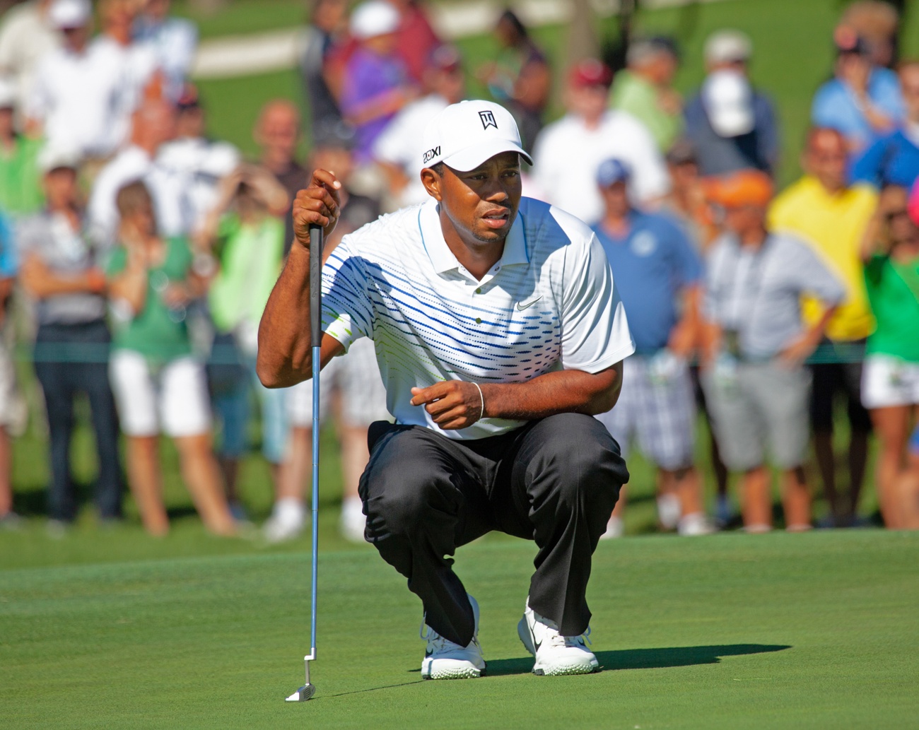 Woods nearly loses leg after accident