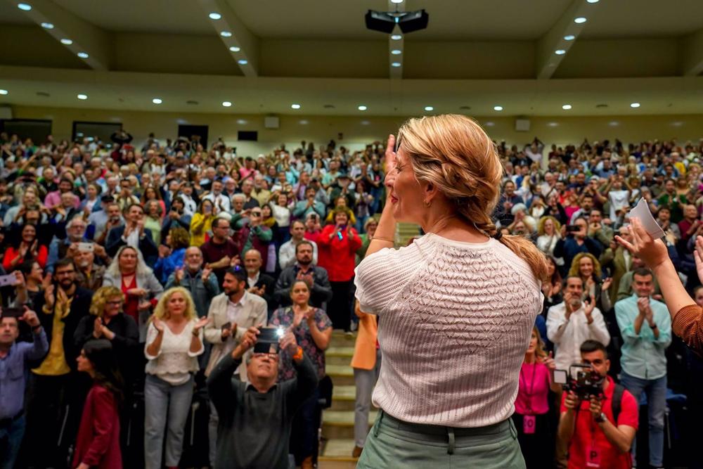 La vicepresidenta segunda del Gobierno y ministra de Trabajo y Economía Social, Yolanda Díaz, llega al acto de escucha de su proyecto Sumar en Andalucía a 19 de marzo del 2023 en Sevilla. La