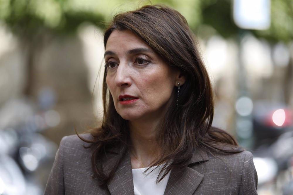 La ministra de Justicia, Pilar Llop, durante la presentación del programa de becas del Ministerio de Justicia en Facultad de Derecho, a 24 de marzo de 2023, en Granada (Andalucía, España). La