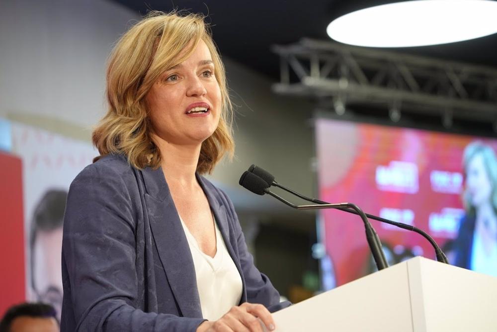 La portavoz del PSOE y ministra de Educación, Pilar Alegría, en un acto de partido en Villanueva de la Serena, en una foto de archivo. La