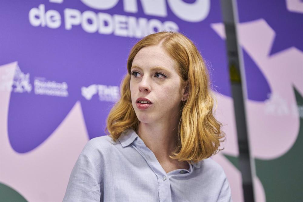 Archivo - La secretaria de Organización de Unidas Podemos, Lilith Verstrynge, durante la celebración de la 'Uni de otoño' en la Facultad de Ciencias Políticas de la Universidad Complutense de Madrid, a 5 de noviembre de 2022, en Madrid (España). Podemos c Archivo