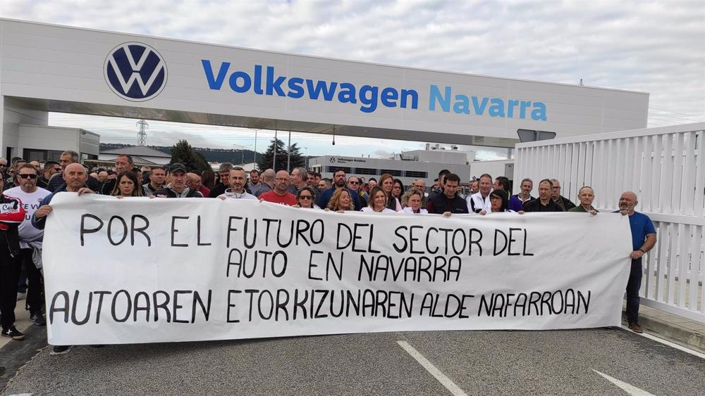 Trabajadores del sector de automoción piden al Grupo Volkswagen que la planta de Landaben siga siendo Trabajadores