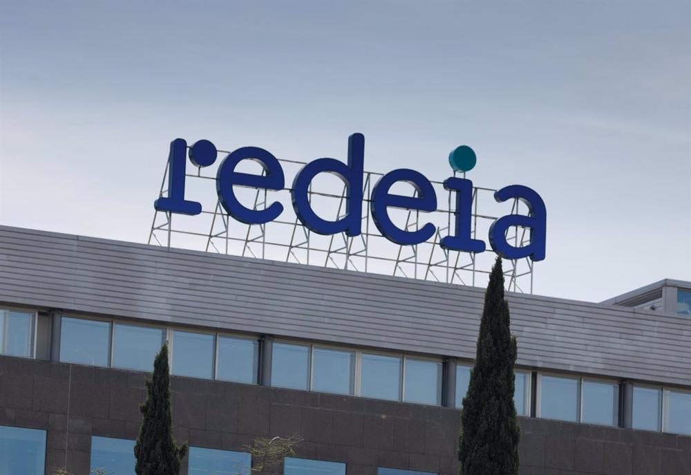 Fachada de la sede de Red Eléctrica Corporación, en Madrid (España). Fachada