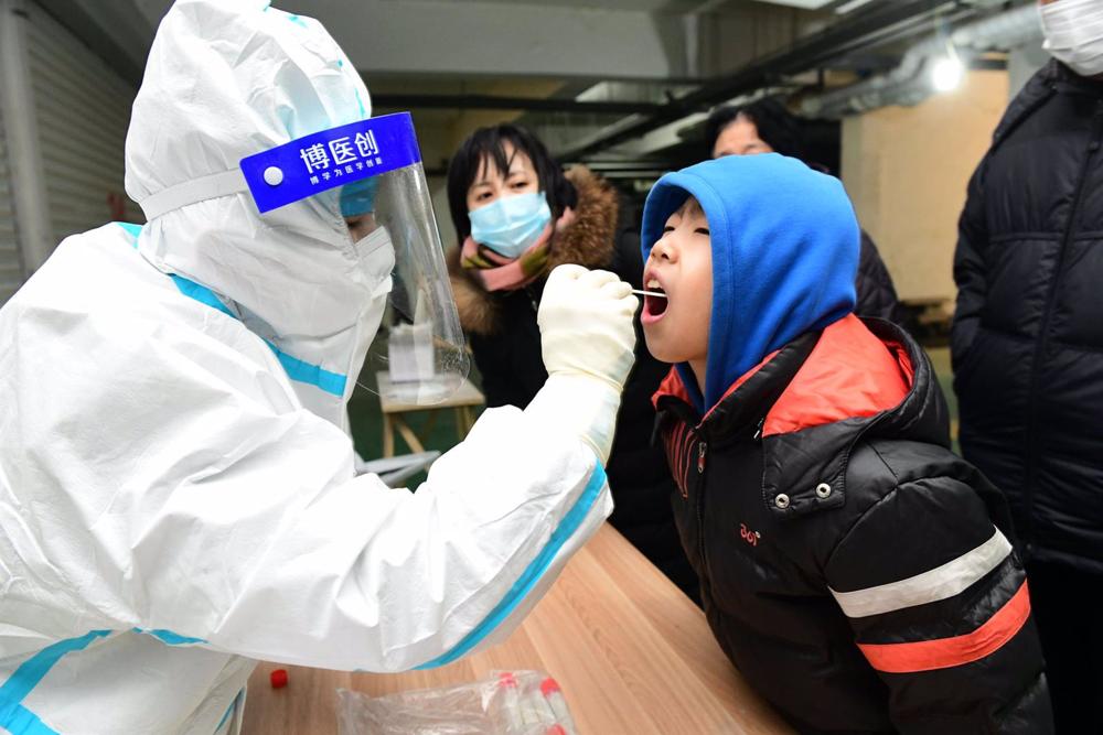 China permitirá a todos los viajeros presentar solo una prueba de antígenos para entrar al país