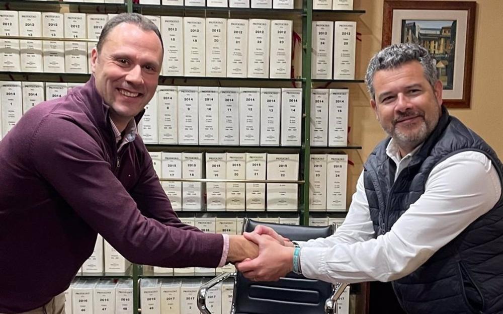 Firma del acuerdo entre ANCO y Crea IT Firma