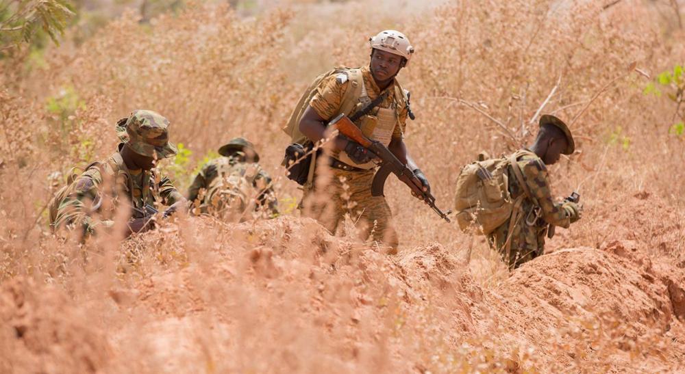 Explosión de bomba causa la muerte de seis militares en el norte de Camerún