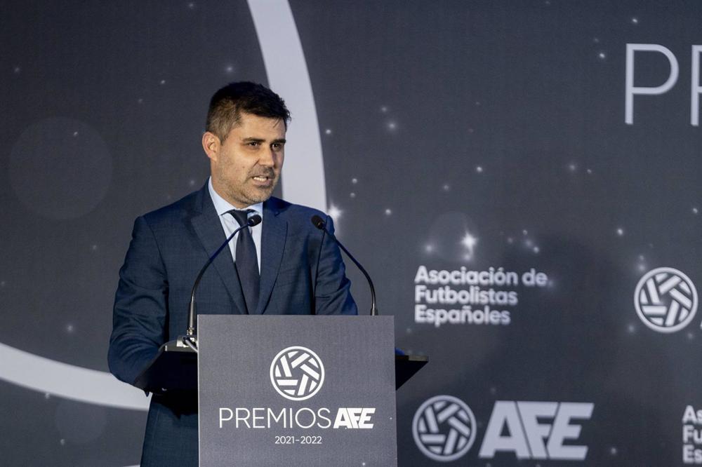 Archivo - El presidente de la Asociación de Futbolistas Españoles, David Aganzo, en la I edición de los Premios AFE, en el Real Casino de Madrid (España). Archivo