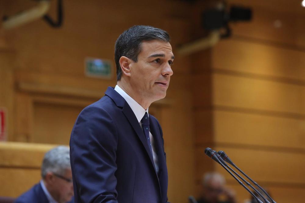 Archivo - El presidente del Gobierno, Pedro Sánchez, comparece en el pleno del Senado para informar sobre las líneas generales de actuación del Gobierno y sobre la crisis migratoria en España Archivo