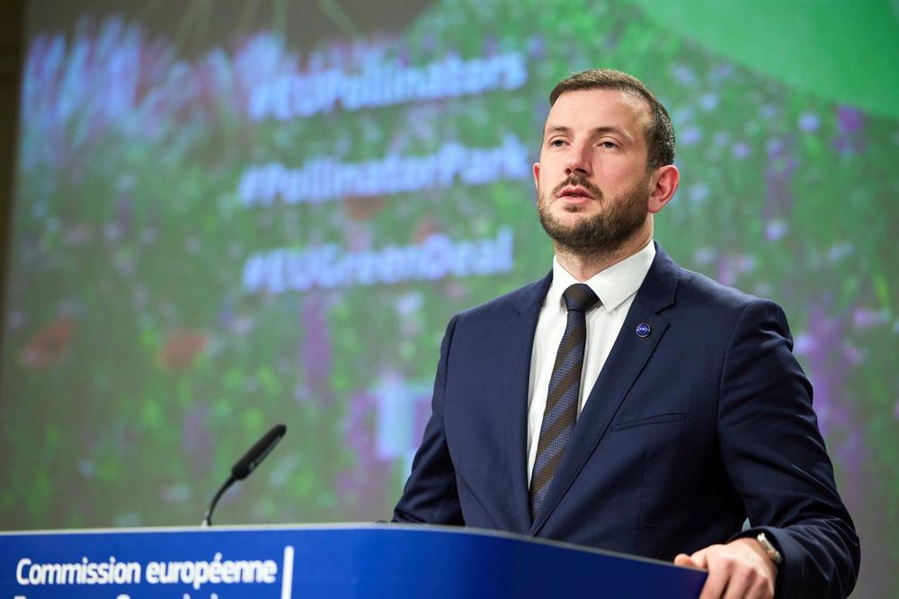 Archivo - HANDOUT - 24 January 2023, Belgium, Brussels: EU Environment, Oceans and Fisheries Commissioner Virginijus Sinkevicius holds a press conference to present the revised EU Pollinators Initiative. Photo: Claudio Centonze/European Commission/dpa - A Archivo