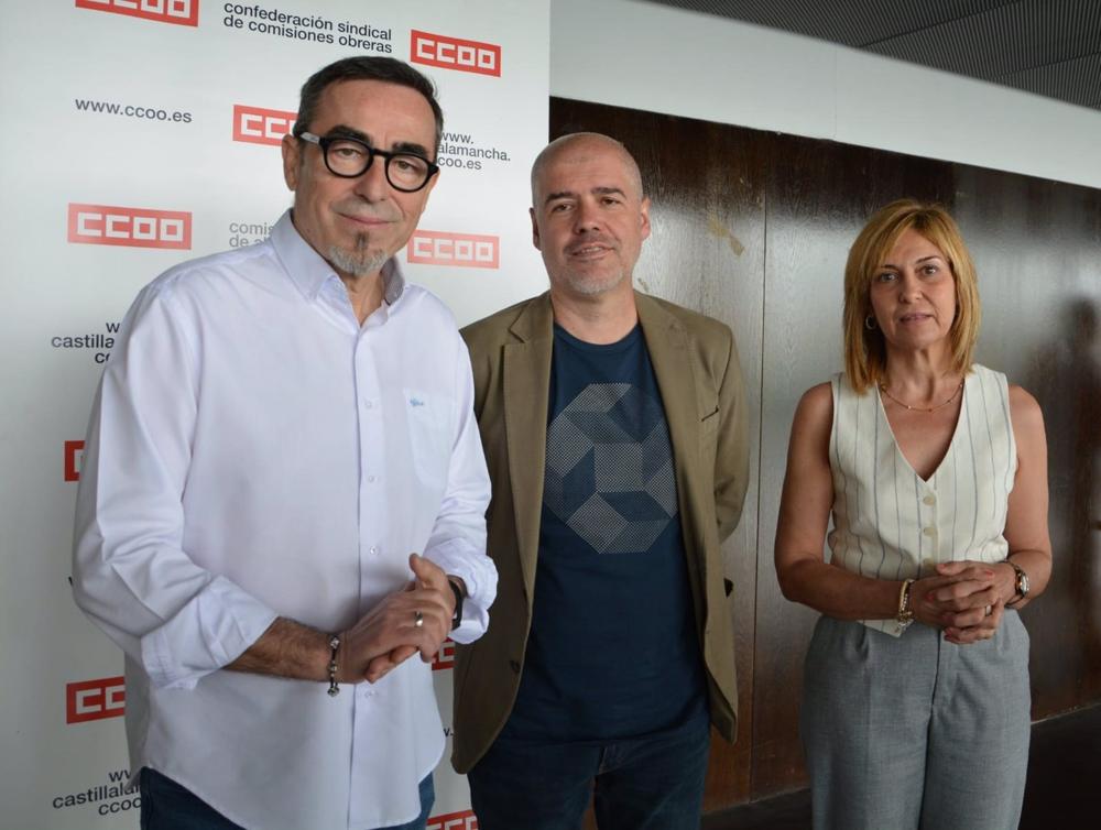 El secretario general de CCOO, Unai Sordo; el secretario regional, Paco de la Rosa y la secretaria provincial, Carmen Juste. El