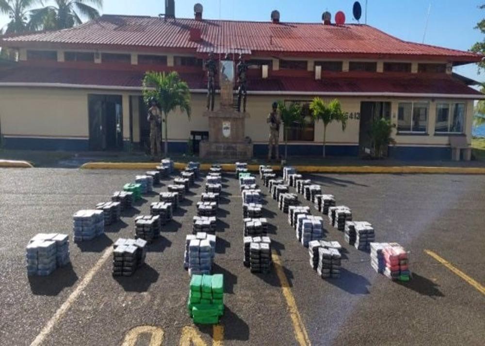 Cocaína incautada en el mar Caribe colombiano Cocaína