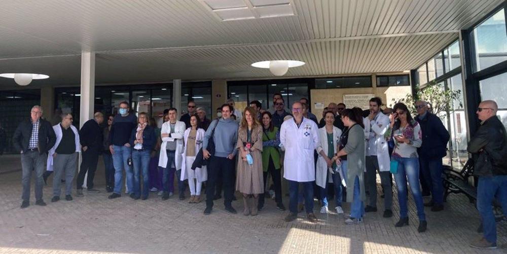 Las protestas diarias de los médicos de Melilla se realizan ante el Hospital Comarcal Las