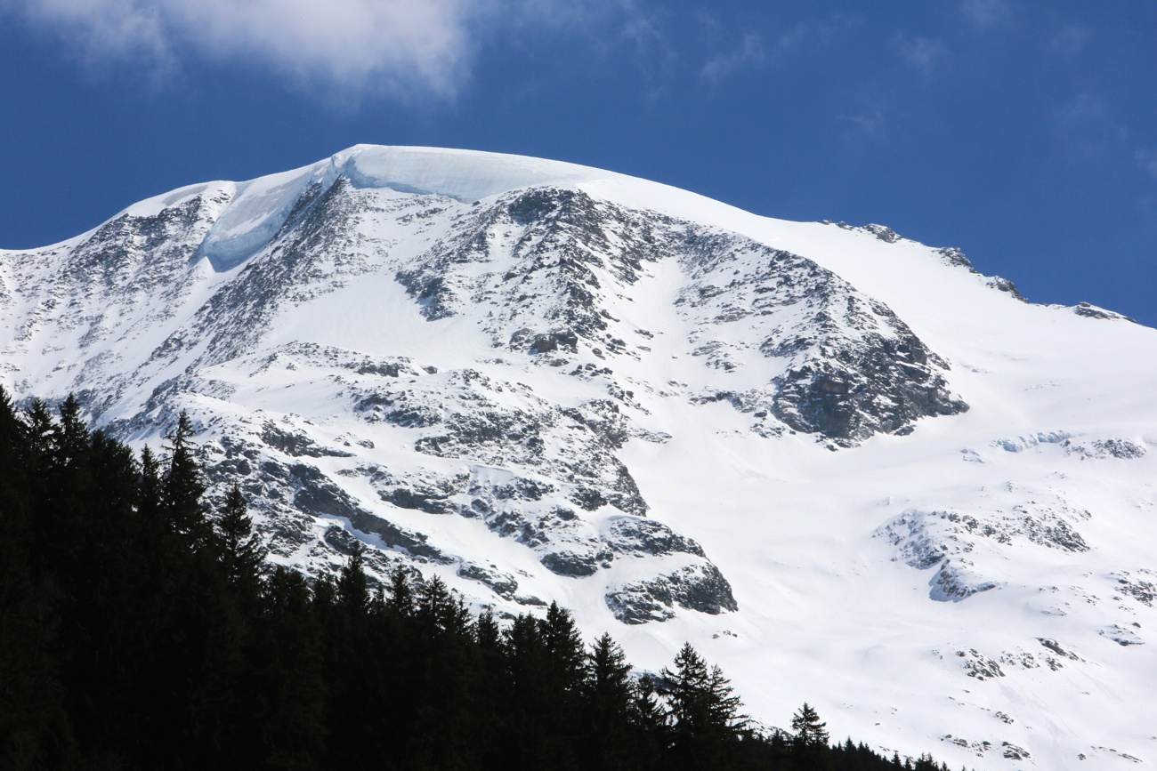 Ya son seis las víctimas fatales por avalancha en los Alpes franceses el domingo