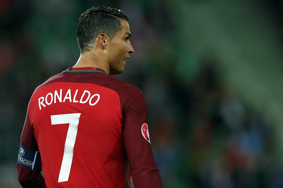 A Câmara Municipal de Lisboa vai entregar a Cristiano Ronaldo a Medalha de Honra da Cidade