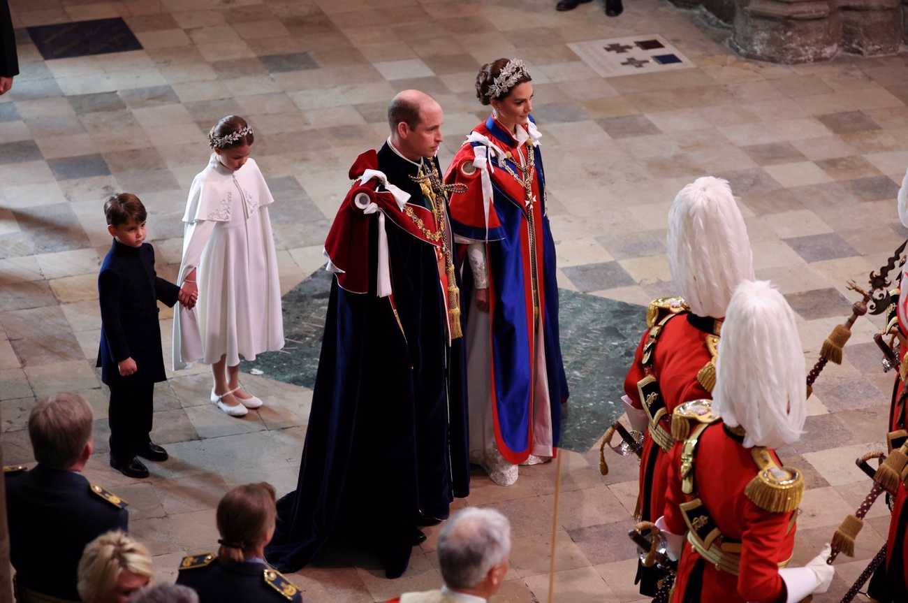 Charles III, nouveau roi de Grande-Bretagne : une journée passionnante pour la famille royale