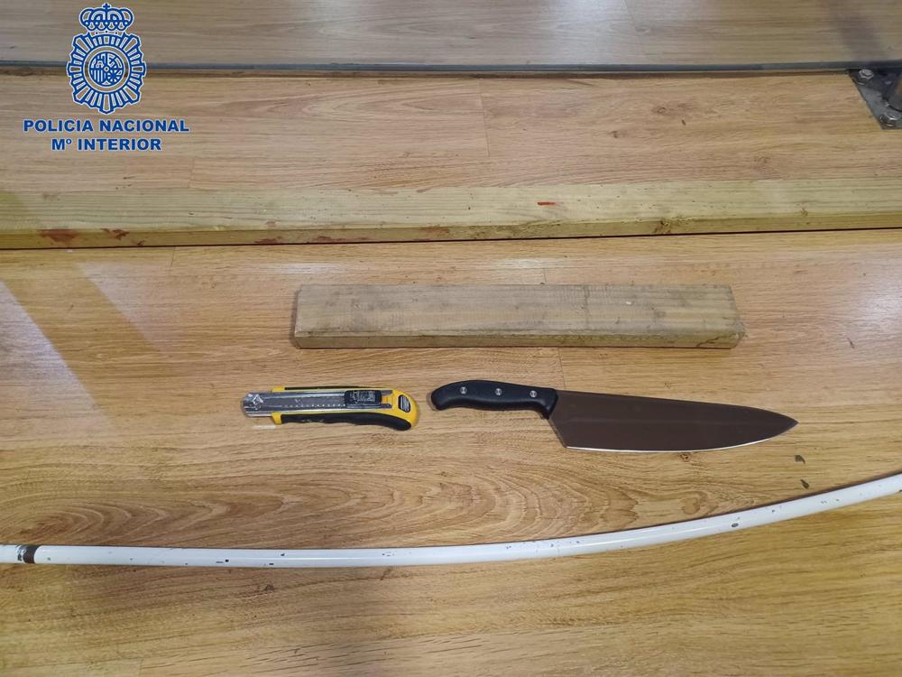 Varios detenidos en una pelea con palos y armas blancas. Varios