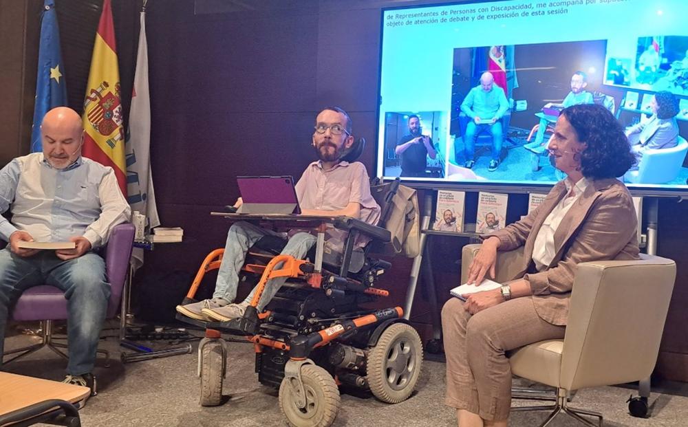 Archivo - Presentación de las memorias de Pablo Echenique en el CERMI Archivo