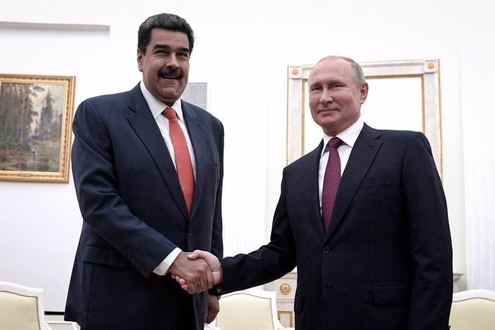 Archivo - El presidente de Venezuela, Nicolás Maduro, durante una reunión en Moscú con el presidente de Rusia, Vladimir Putin Archivo