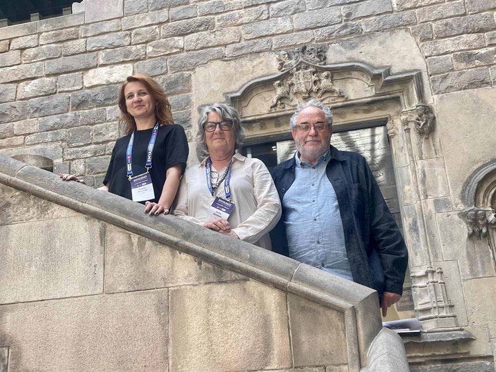 La presidenta del jurado de los Premios Emya Amina Krvavac, la presidenta de European Museum Forum Jette Sandahl y el director del Muhba Joan Roca La