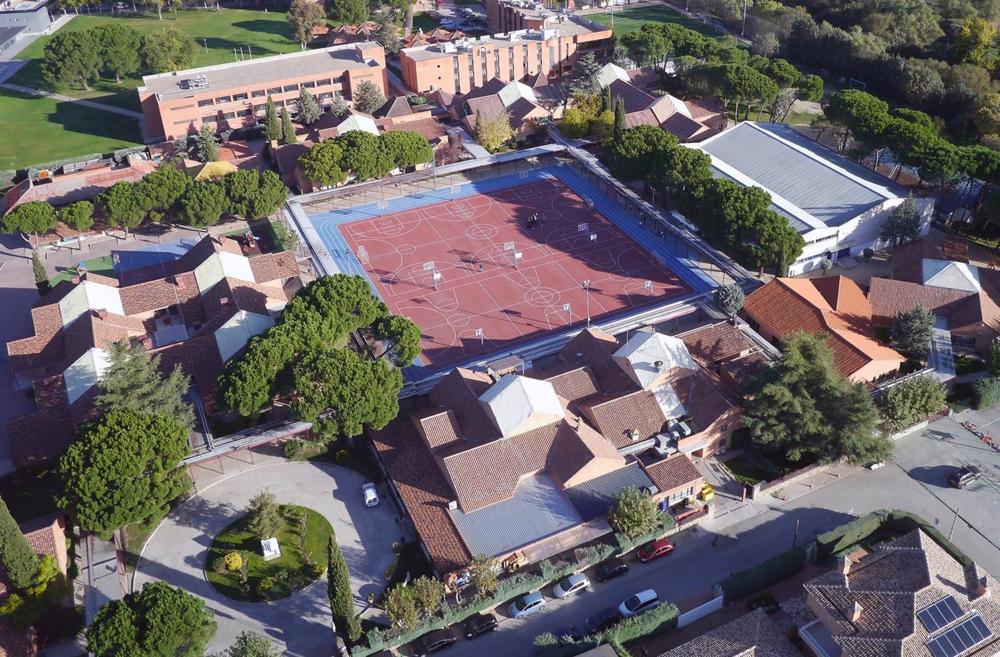 Imagen aérea de las instalaciones del SEK International School El Castillo Imagen