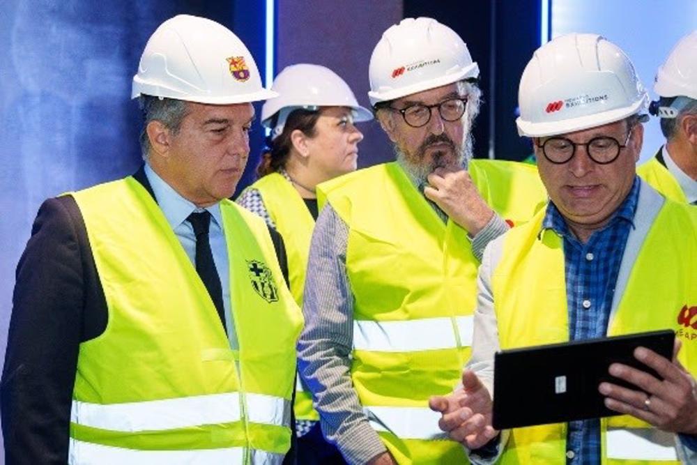 Joan Laporta y Jaume Roures visitan las obras del nuevo Museo temporal del Barça Joan