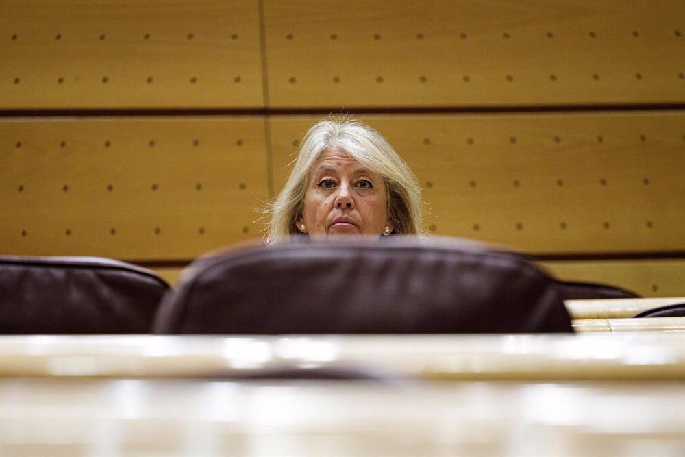La alcaldesa de Marbella y senadora del PP, Ángeles Muñoz, durante una sesión plenaria en el Senado, a 26 de abril de 2023, en Madrid (España). Durante el pleno en el Senado han aprobado y debatido la reforma de la ley del ‘solo sí es sí’ para que quede a La