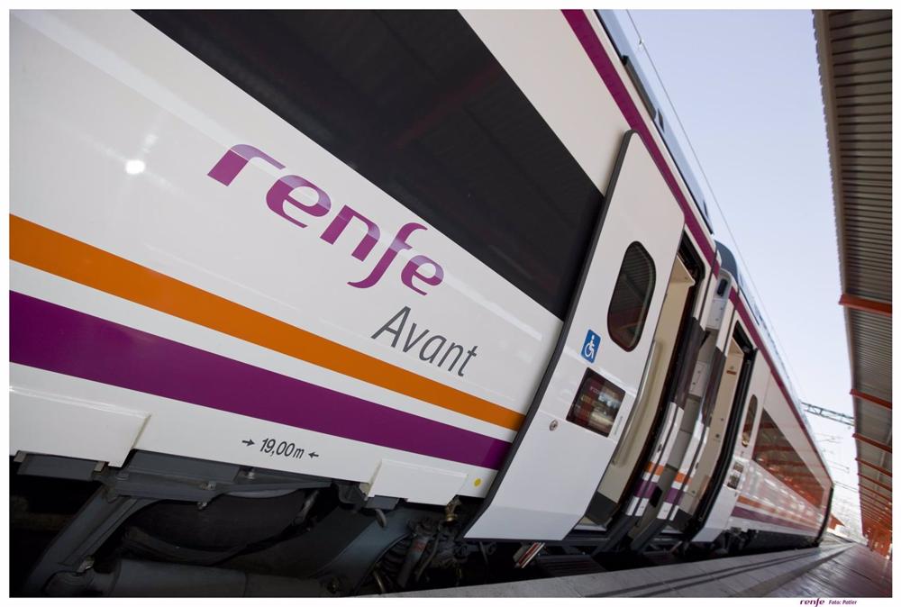 Archivo - Tren Avant de Renfe Archivo