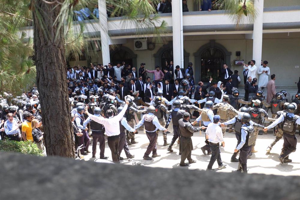 Imagen de archivo de una protesta de simpatizantes del ex primer minstro de Pakistán Imran Jan en Islamabad (Pakistán) Imagen