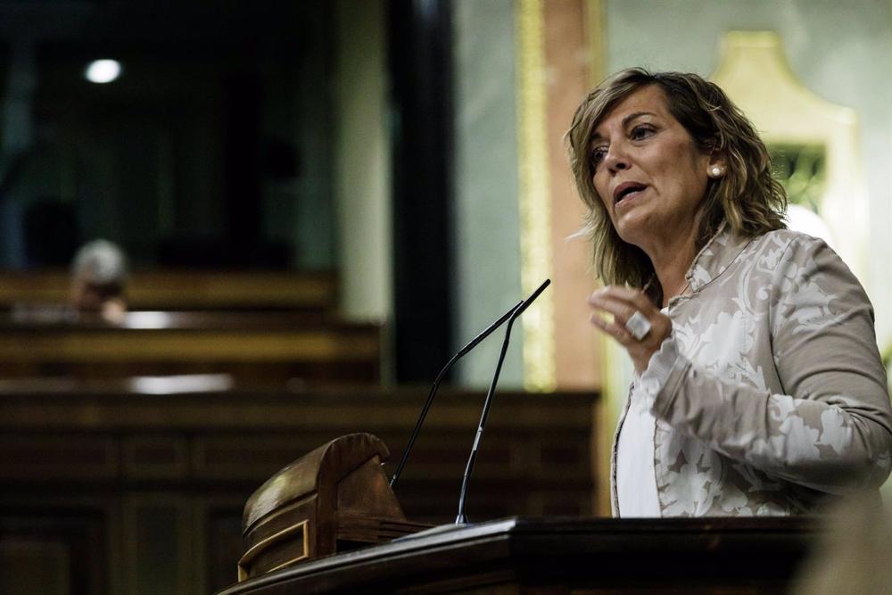 La diputada del PP por Palencia, Milagros Marcos, durante una sesión plenaria, en el Congreso de los Diputados, a 16 de mayo de 2023, en Madrid (España). El Pleno del Congreso debate una proposición no de ley de Esquerra Republicana (ERC) que pide ampliar La