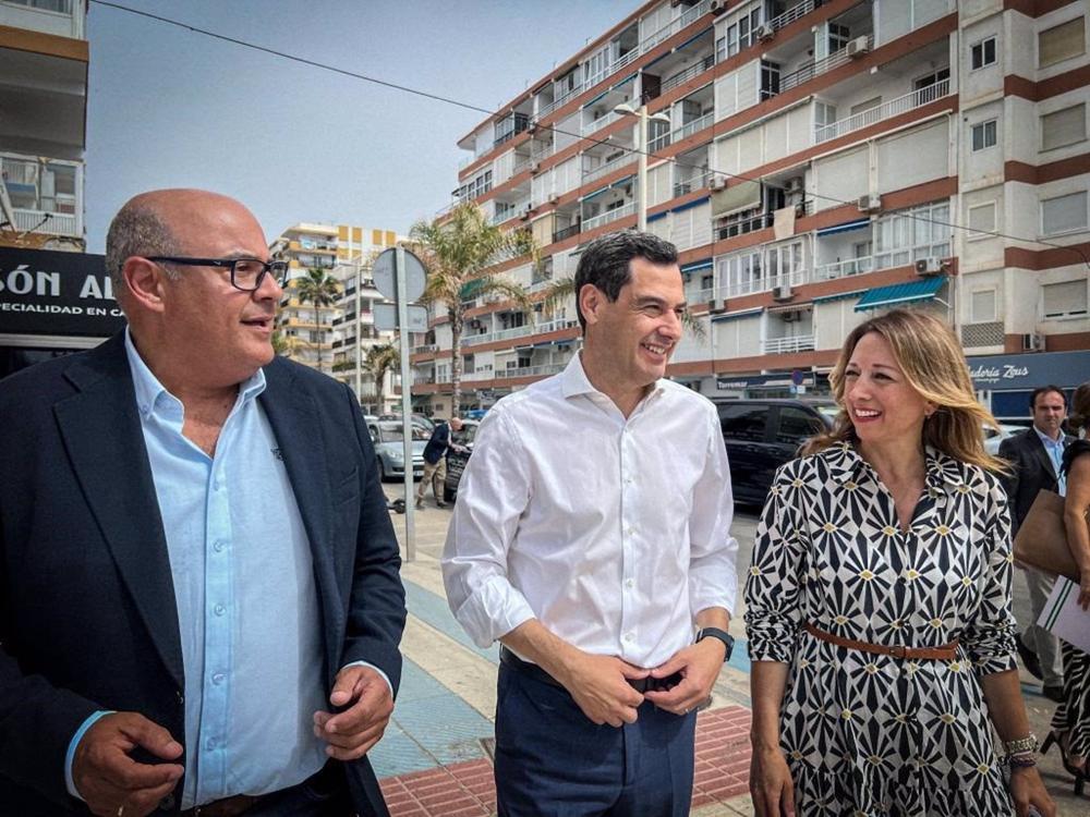 El presidente del PP-A y de la Junta de Andalucía, Juanma Moreno, en un acto del PP en Vélez-Málaga. El