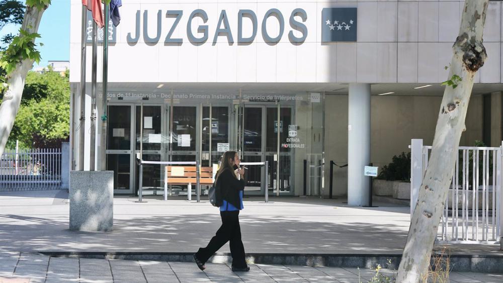 Archivo - La responsable de Compras del Ayuntamiento de Madrid, Elena Collado, a la salida de testificar en los Juzgados de Plaza de Castilla Archivo