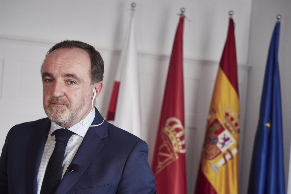 Archivo - El cancidato de UPN de la Presidencia de Navarra, Javier Esparza, en una imagen de archivo Archivo