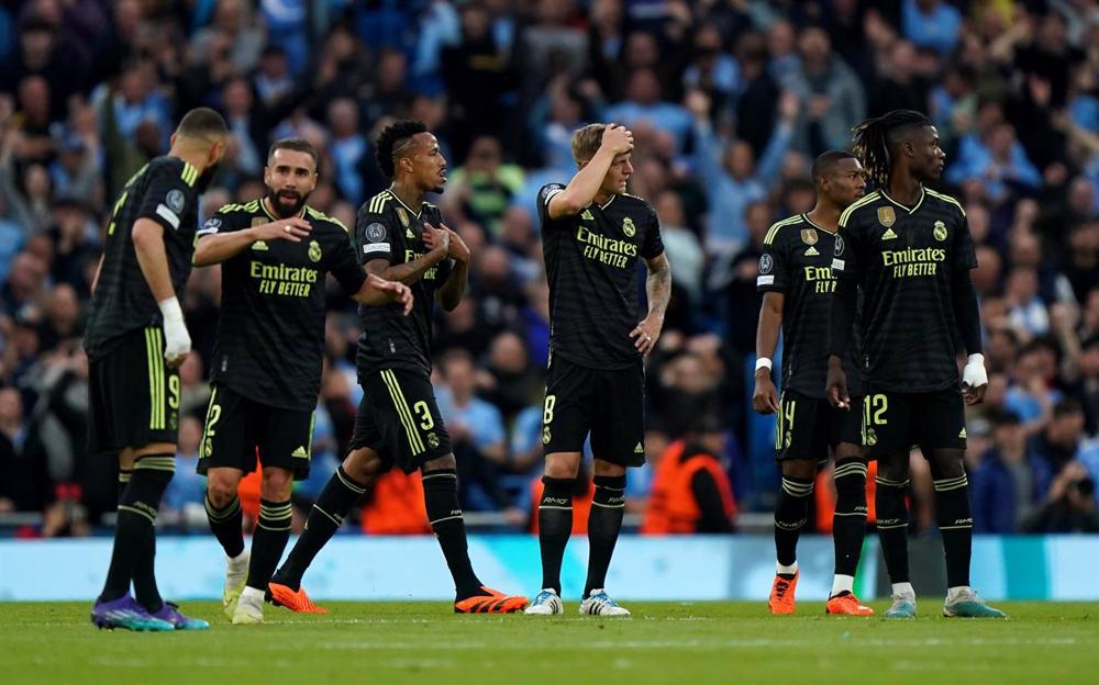 Los jugadores del Real Madrid tras encajar un gol contra el Manchester City en semifinales de la 'Champions' Los