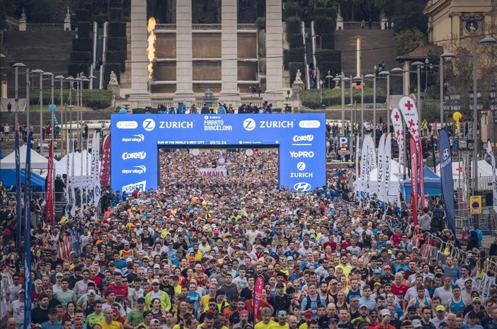Salida de la Zurich Marató Barcelona 2022 Salida