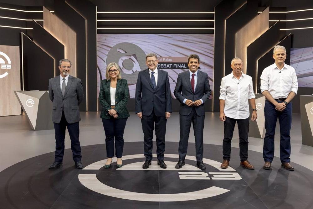 Debat À Punt de las elecciones autonómicas 2023 con Ximo Puig (PSPV-PSOE), Carlos Mazón (PP), Mamen Peris (Ciutadans), Joan Baldoví(Compromís) , Héctor Illueca (UP-EU), Carlos Flores (Vox) Debat
