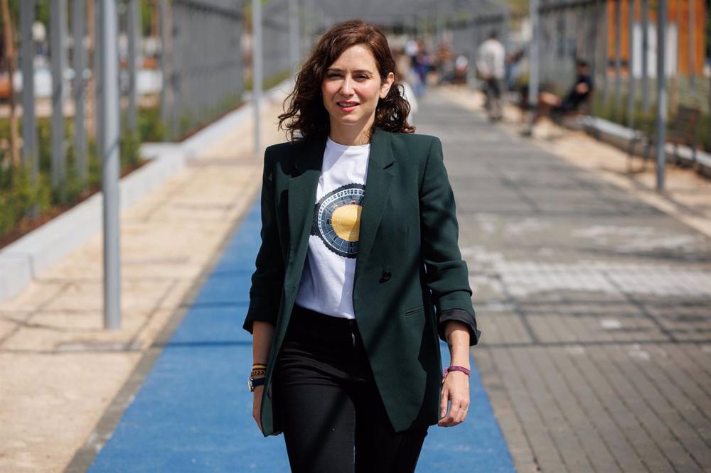 58826c11f81e5d238d673007fe5bc1b7.jpg"