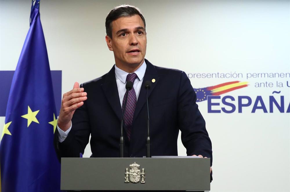Archivo - El presidente del Gobierno, Pedro Sánchez, en rueda de prensa en Bruselas al término del Consejo Euopeo Archivo