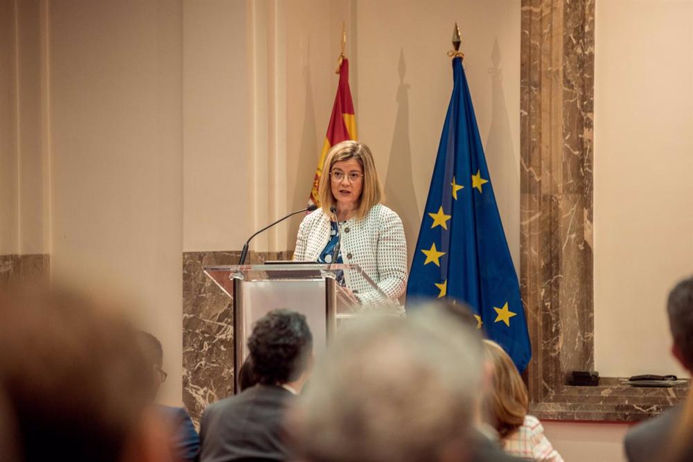 La presidenta de Adif, María Luisa Domínguez González, interviene durante la jornada ‘El balance de la liberalización del transporte ferroviario de pasajeros en España’ en la sede de la CNMC, a 29 de mayo de 2023, en Madrid (España). La